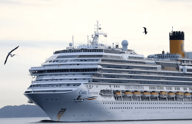 Embarcar em navios de cruzeiro somente com testes negativos