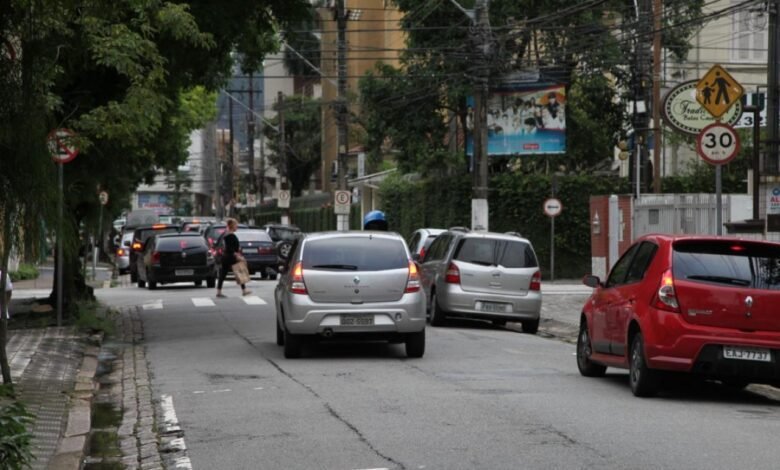 Ruas de Santos ficam interditadas para obras