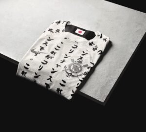 Em homenagem aos dez anos do Mundial no Japão Corinthians lança nova camiseta