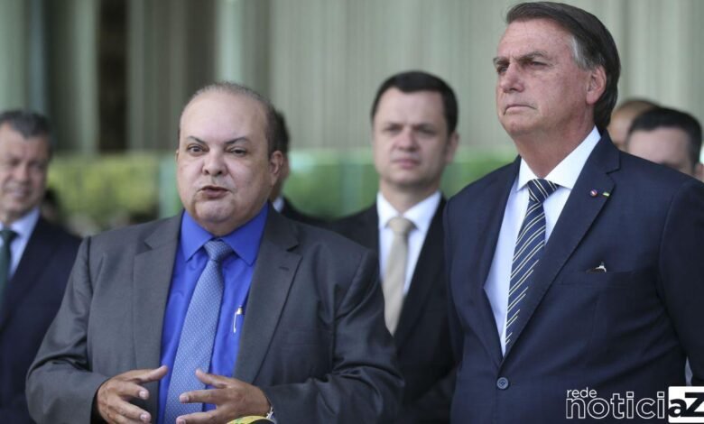 Bolsonaro recebe apoio do governador reeleito do Distrito Federal