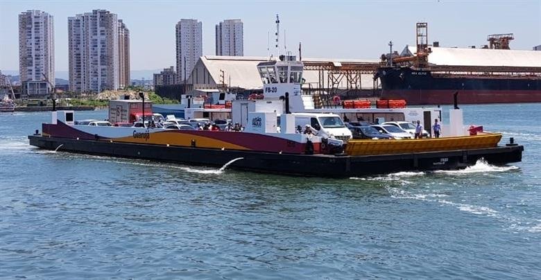 Travessias de balsas entre Santos e Guarujá será interrompida