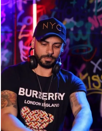 DJ Oz Mafra morre após acidente em queda de palco em São Vicente