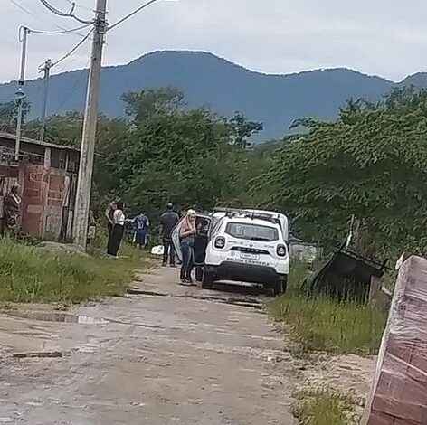 Raio mata idoso que pescava em Caraguatatuba