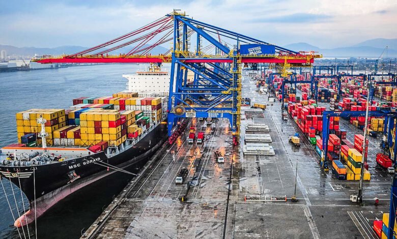 Porto de Santos passará a se chamar "Porto de Santos Pelé"