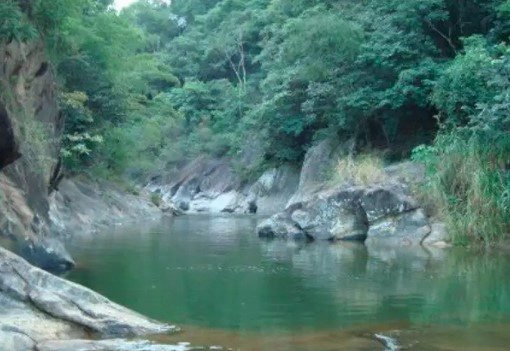 Homem é encontrado morto em poço de Ilhabela