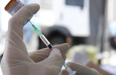 Adolescentes de 15 a 19 anos podem se vacinar contra a meningite em São Vicente