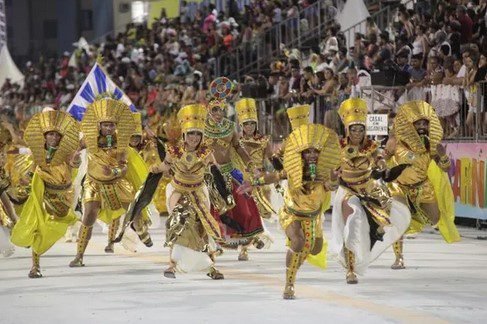 Ingressos para o Desfile das Escolas de Samba de Santos tem vendas encerradas