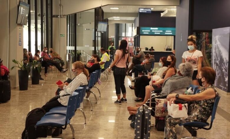 Rodoviária de Santos deve ter aumento de fluxo de 30% de passageiros