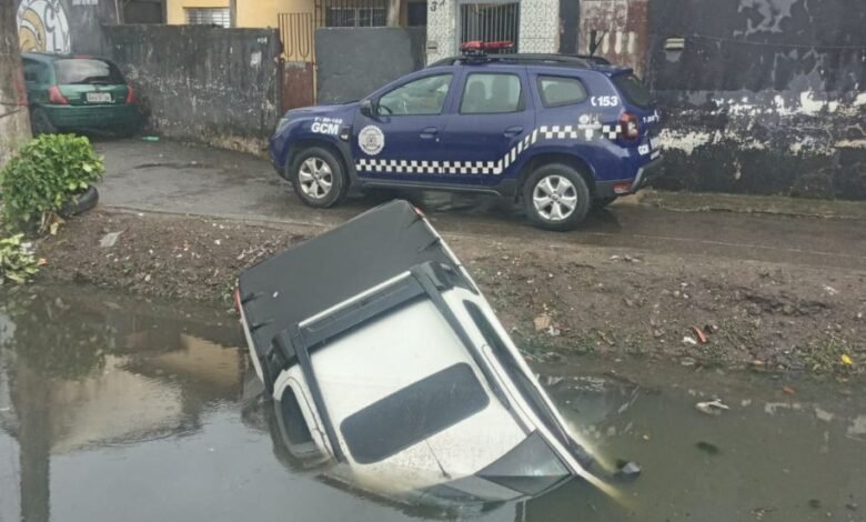 Veículo furtado é devolvido à vítima em São Vicente
