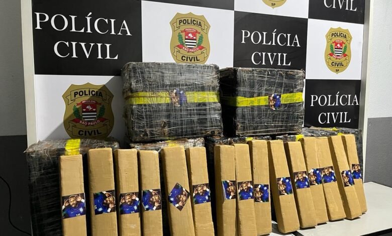 Responsável por transporte de drogas comercializadas em Guarujá são presos