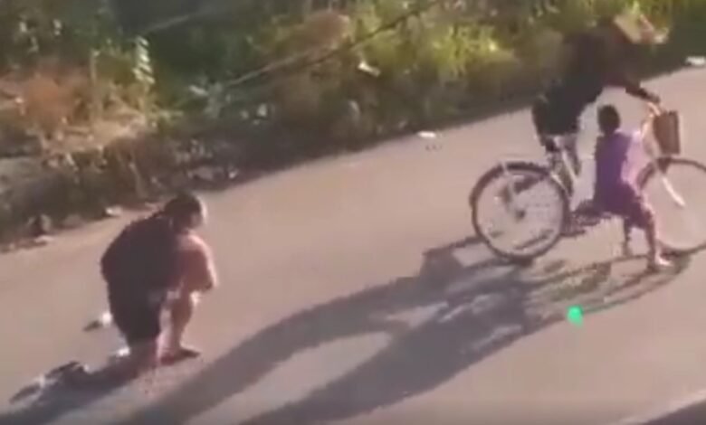 VÍDEO - Idosa e criança são roubados e agredidos por bandido em São Vicente