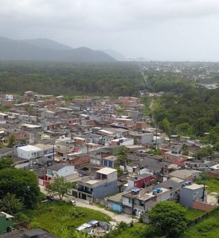 Criança de 12 anos morre ao cair de telhado no Guarujá e família decide doar órgãos