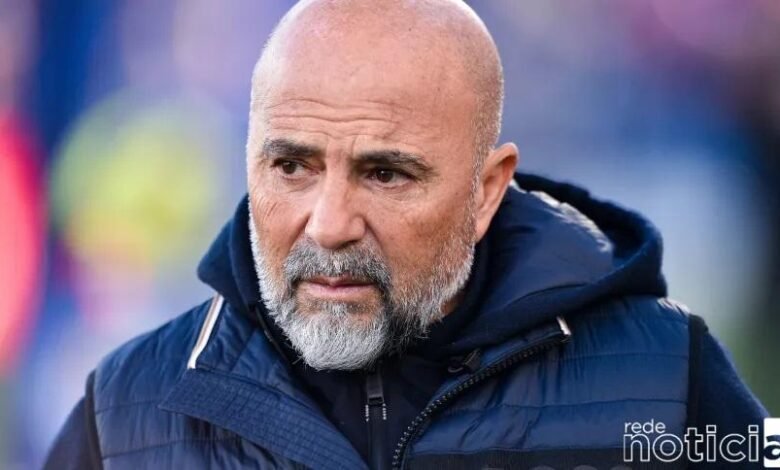 Jorge Sampaoli é contratado como novo técnico do Flamengo