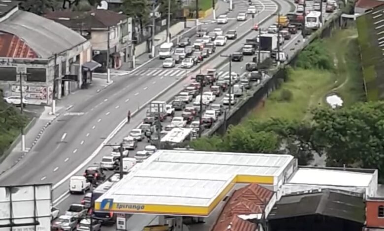 Acidente deixa um morto na Avenida Martins em Santos