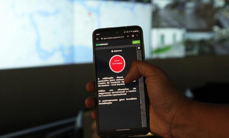 Aplicativo com botão de alerta para escolas é lançado em Santos