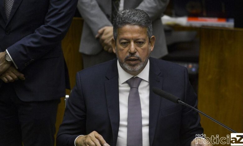 Câmara aprova regime de urgência para votação do PL das fake news