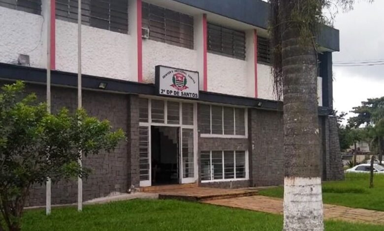 Suspeito de roubar farmácias em Santos é identificado e preso