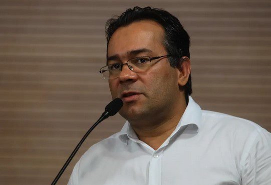 Justiça condena prefeito de Cubatão por compra irregular de merenda escolar