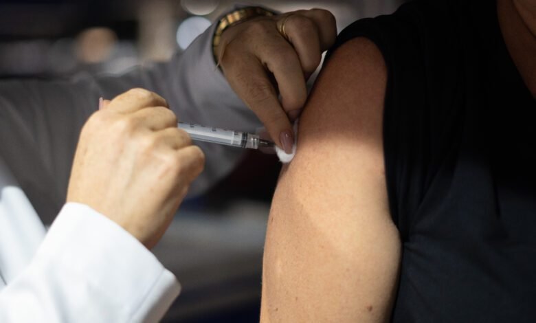 Bertioga volta a realizar o "Corujão da Vacina"