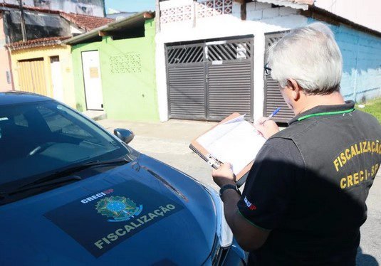 Imóveis dentro de conjunto habitacional de Praia Grande tem irregularidades flagradas