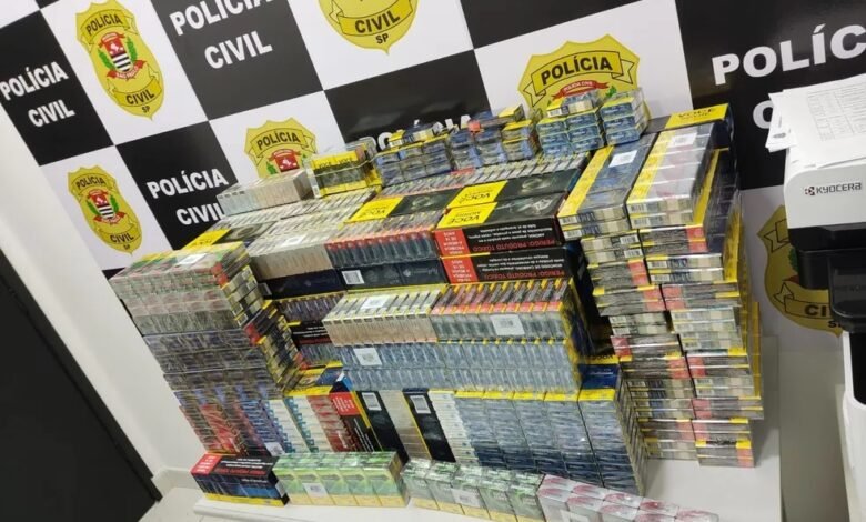 Carga de maços de cigarro é recuperada pela Polícia