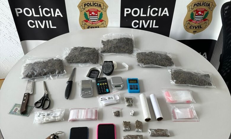 Suspeito de realizar disque drogas é preso em flagrante
