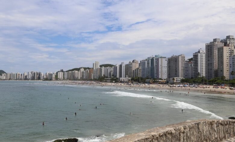Guarujá está entre os destinos mais procurados para a virada do ano