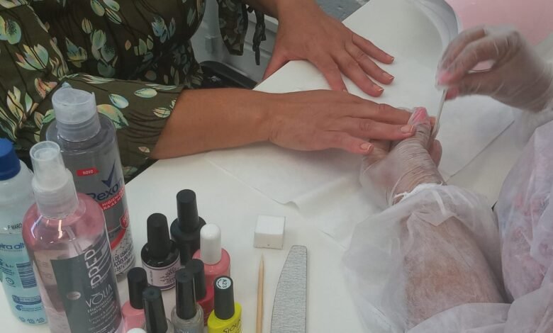 Fundo Social inicia curso profissionalizante de esmaltação em gelFundo Social inicia curso profissionalizante de esmaltação em gel