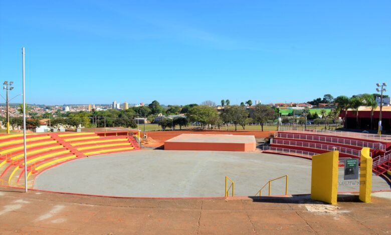 Prefeitura deu início a diversas obras no Recinto do Folclore