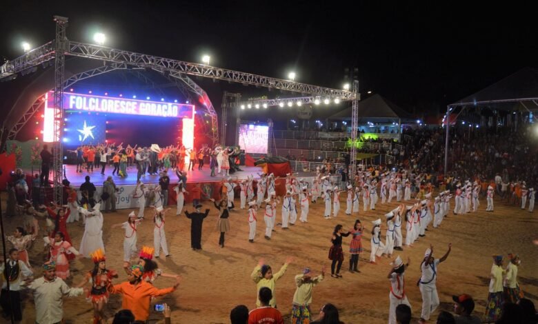 Educação prepara retomada do espetáculo presencial de abertura do 58º FEFOL
