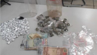 Polícia descobre esconderijo de drogas e homem é preso por tráfico