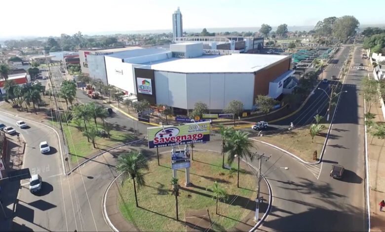 North Shopping Barretos, lança campanha com vagas abertas para os cargos: gerente de loja, vendedor responsável e vendedores.