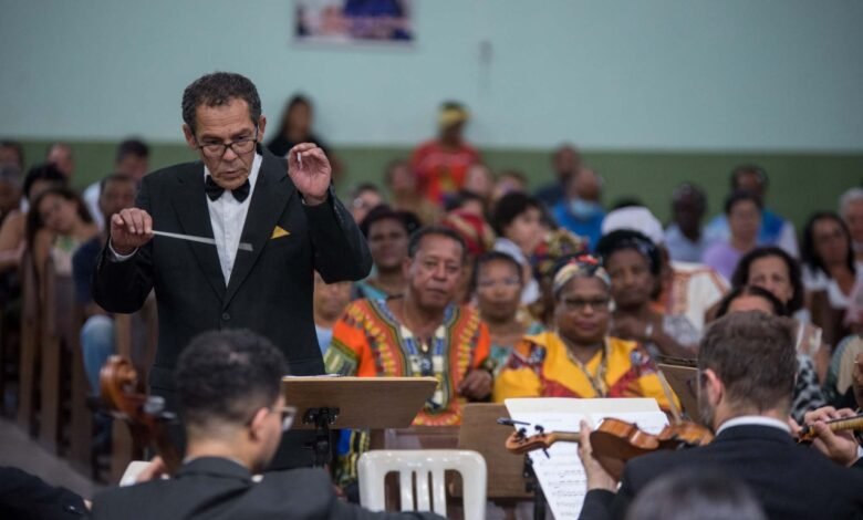 Concerto da Consciência Negra emociona e leva música erudita a bairro