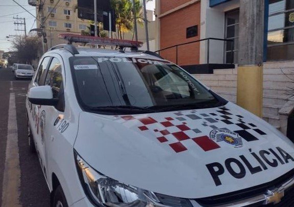 Homem é preso após apresentar CNH falsa no Poupatempo
