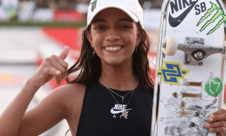 Rayssa Leal vence a primeira etapa da SLS em Chicago