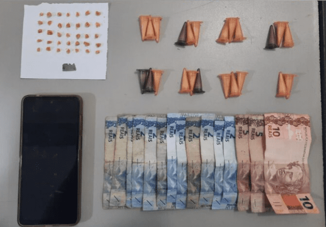 Polícia detém suspeito de tráfico de drogas
