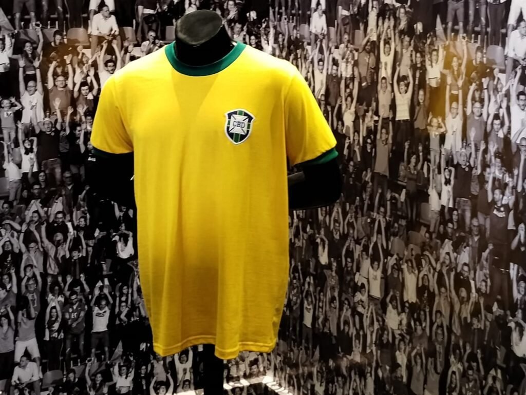 VÍDEO - Mausoléu de Pelé é inaugurado na cidade de Santos