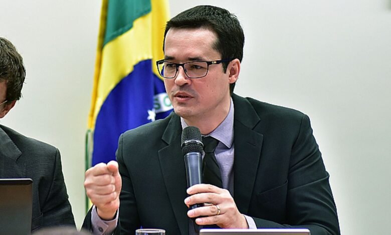 Deputado Deltan Dallagnol tem o mandato cassado pelo TSE
