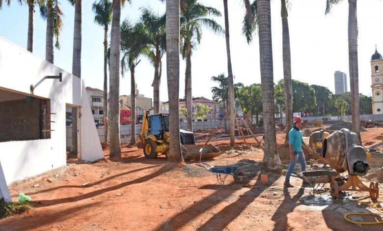 Praça Francisco Barreto com mais de 40% da obra concluída